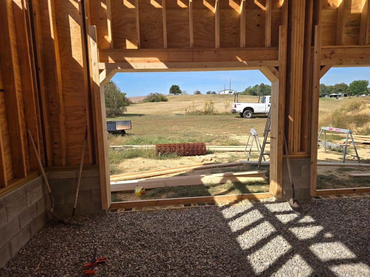 Living the Dream Year 6 Day 153 – Clifty Hill 3 – Framing Day 49, Walking, shopping, last roof rafters installed